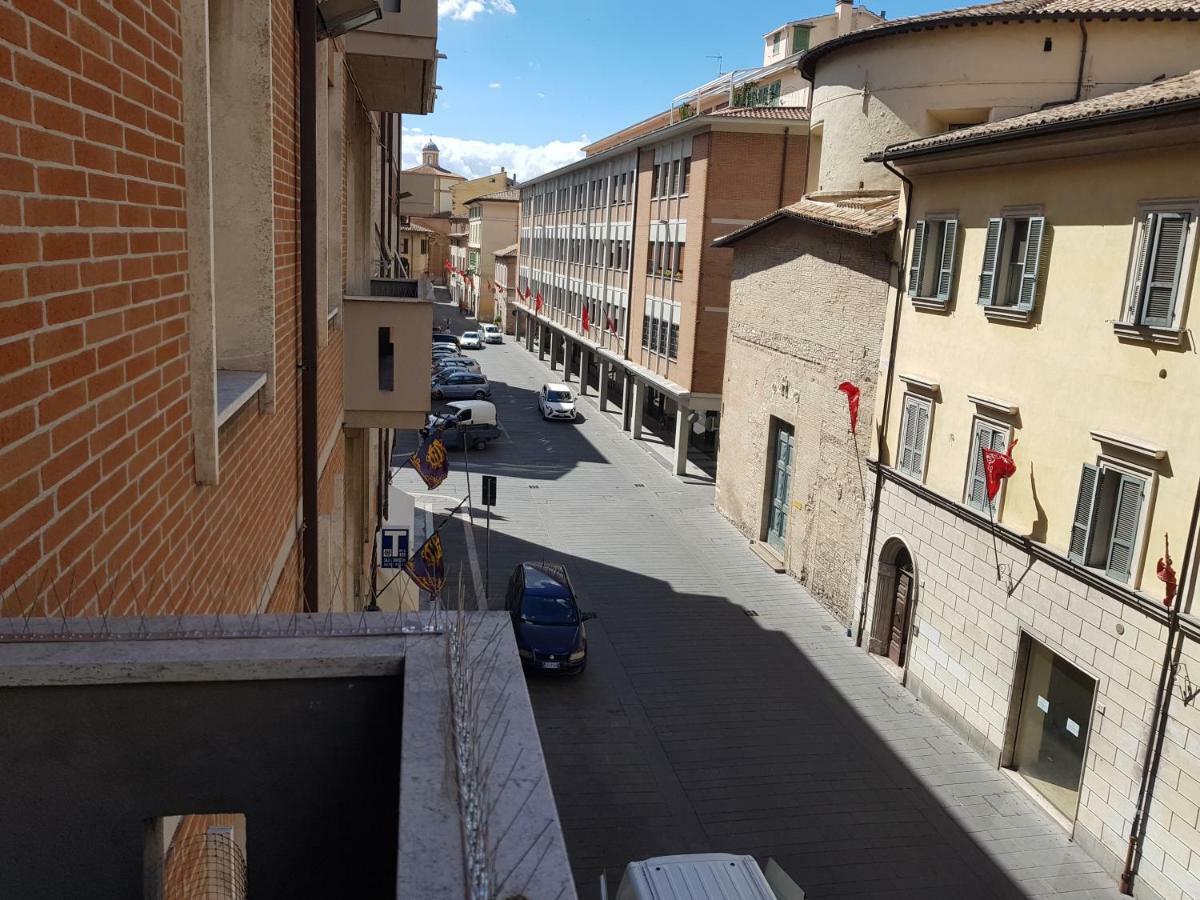 Affittacamere Umberto I Foligno Kültér fotó